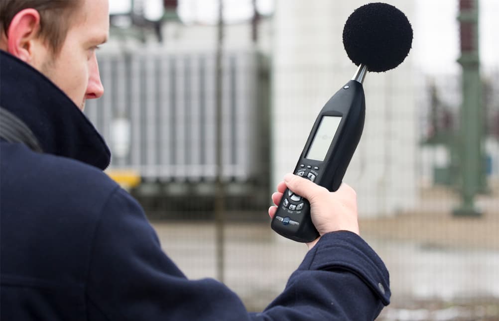 Sound monitoring unit